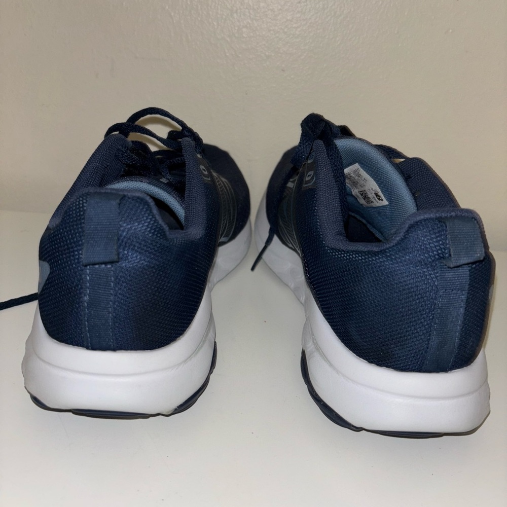 New Balance Dark Blue Athletic Shoes - Picture 5 of 8